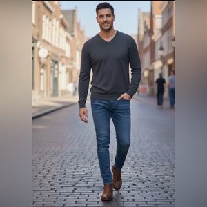 Old Navy Men’s V-Neck Long Sleeve Sweater - Charcoal Gray - Size XL Tall